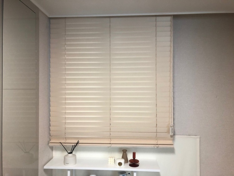 가르지오 블라인드 커튼