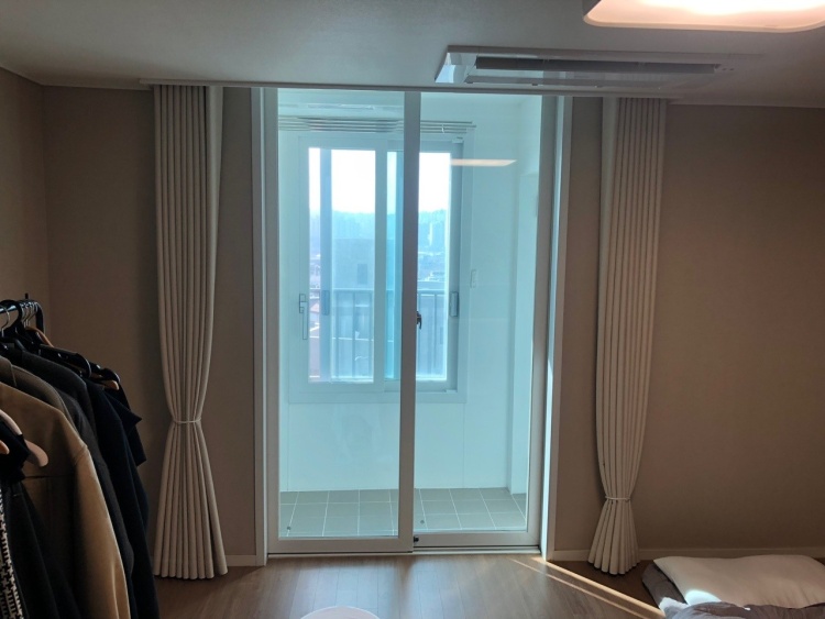 가르지오 블라인드 커튼