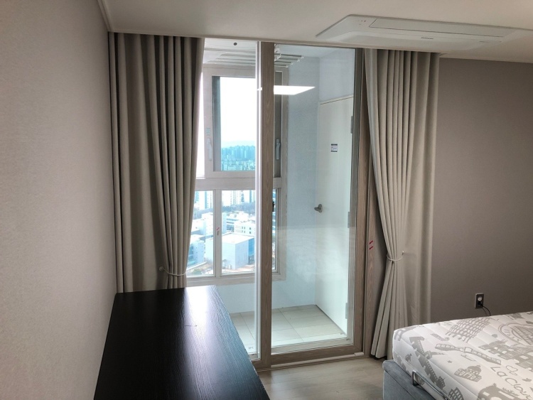 가르지오 블라인드 커튼